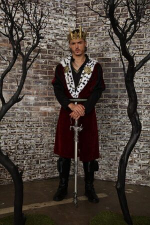 2672 - Royal King coat with faux fur trim, crown included