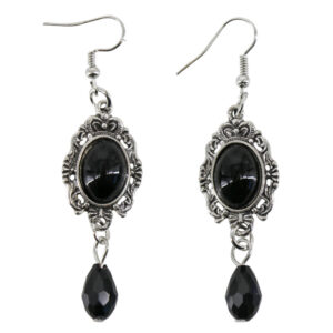 68592 - black gem vintage pendant