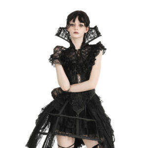 BW141 - Gothic queen stand up collar lace capet