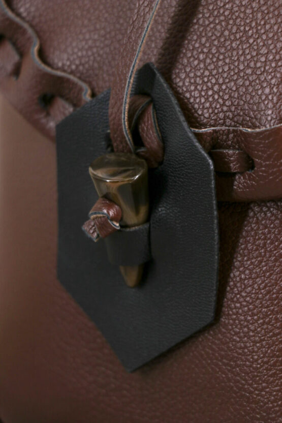 RL5007 - Brown stitch waistbag - Image 2