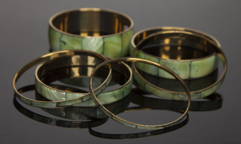 40014 - MOP Bangle - 6 pc set - Image 9