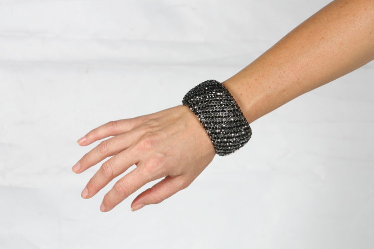 40017 - Hinged Rhinestone Bangle - Image 7