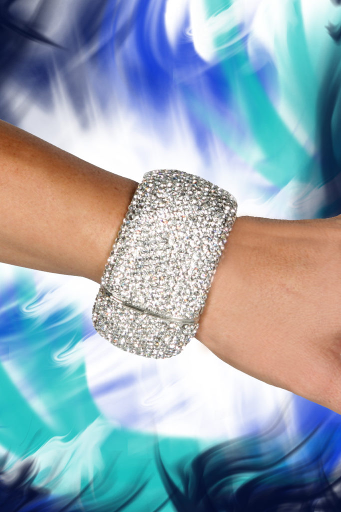 40021 - Hinged Bangle Dbl sided Rhinestone - Image 2