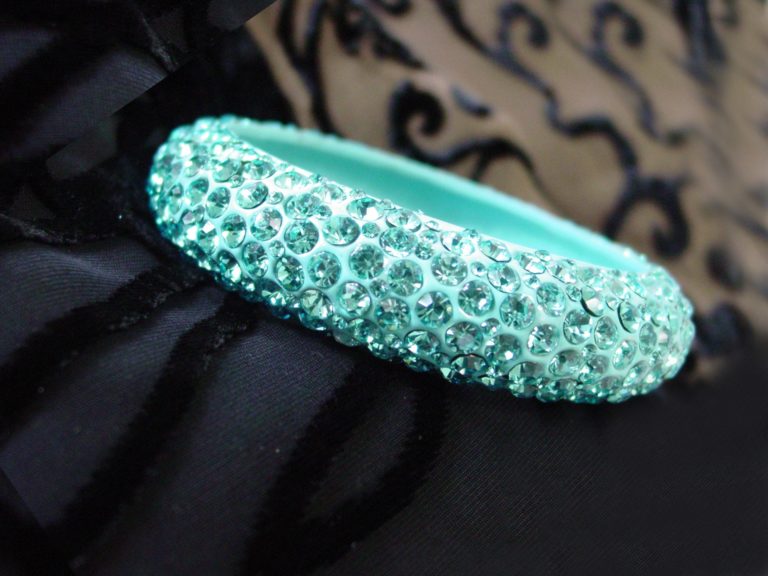 40319 - Bangle with Stones - Image 13