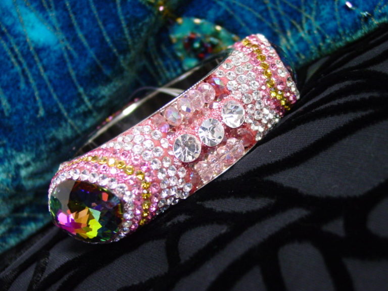 40320 - Rhinestone Bangle with Large Oval - Image 7