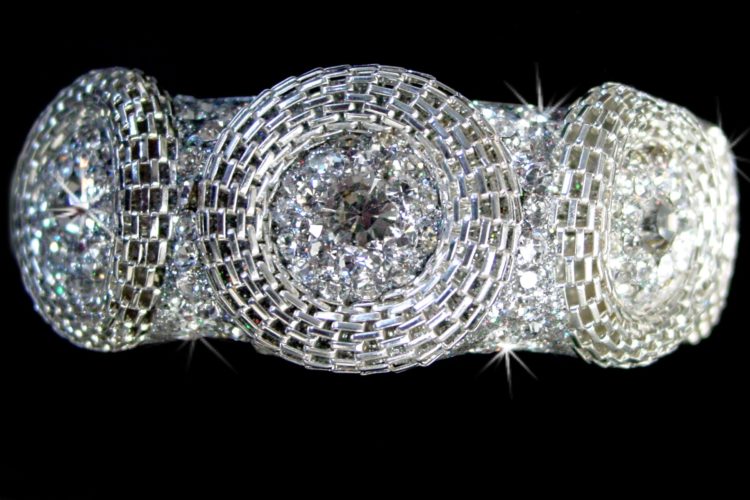 40400 - Circular Rhinestone Bangle Large - Image 2