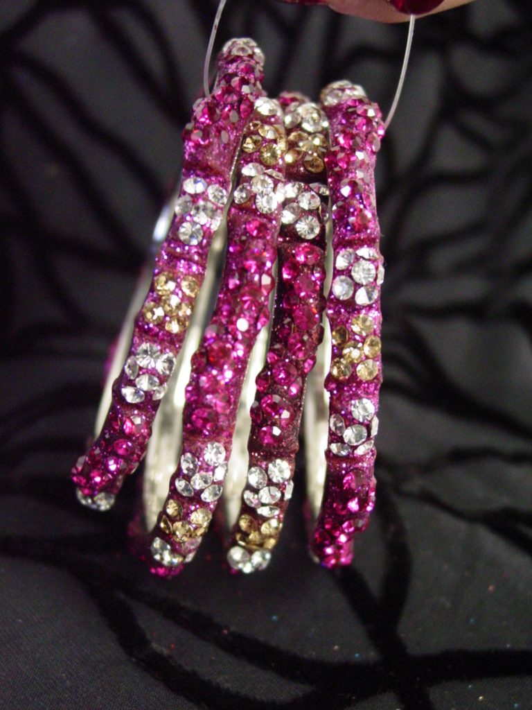 40413 - Cubical Shaped Rhinestone Bangle - Image 6