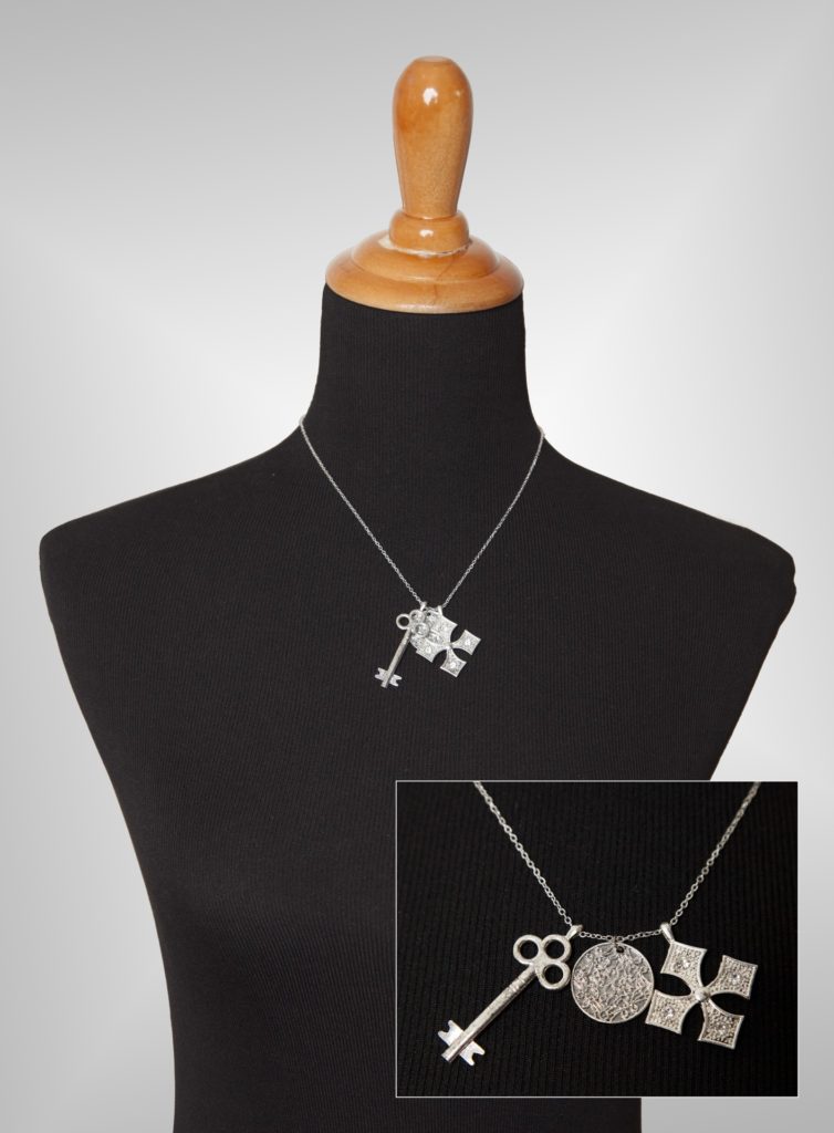 55157 - Necklace Key with Multi Charm Pendant - Image 3