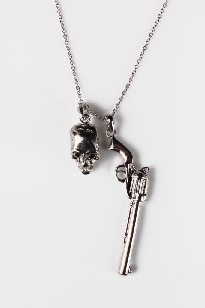 55162 - Necklace with Gun & Skull Pendant - Image 2