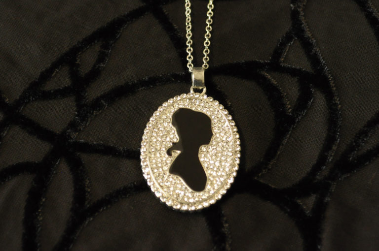 55167 - Necklace Cameo Pendant - Image 2