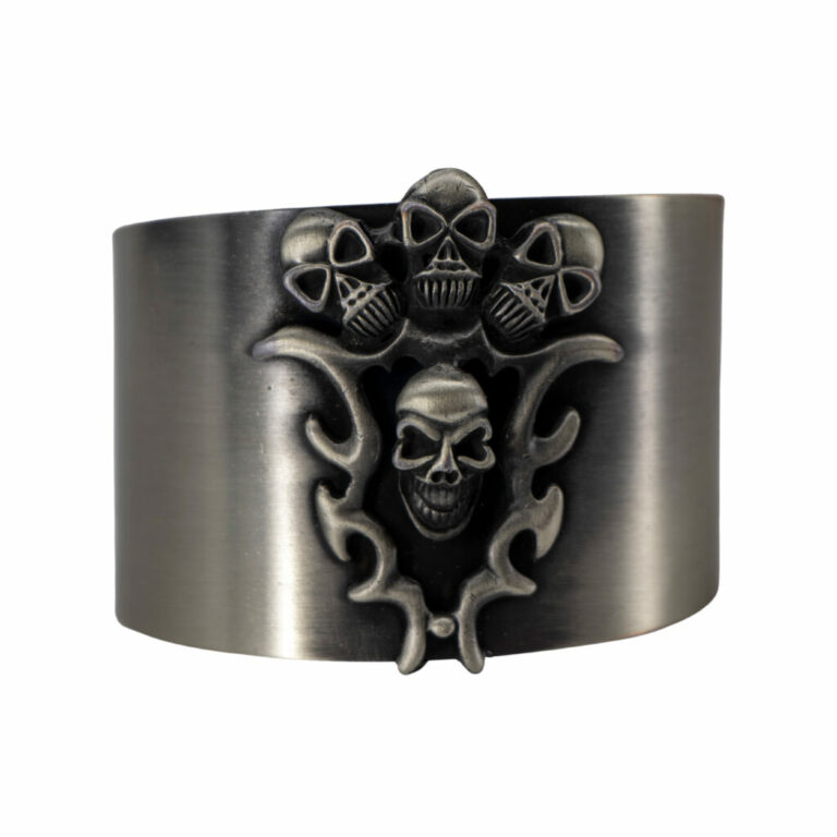 68017 - Cuff - 4 Skulls - Image 2