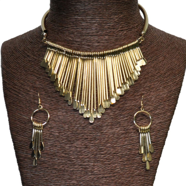 68726 - Spoon Necklace Set with Earrings