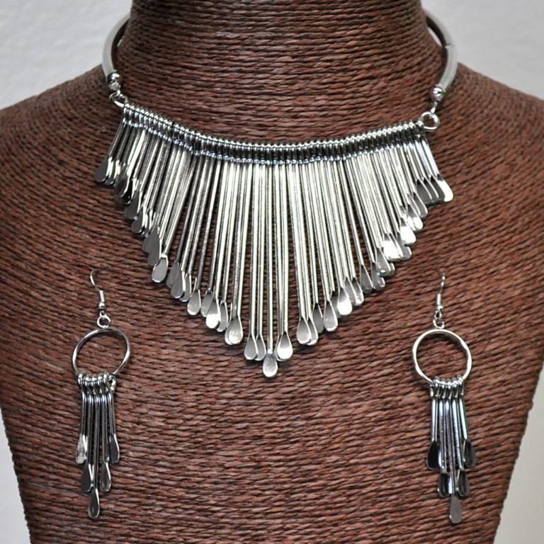 68726 - Spoon Necklace Set with Earrings - Image 2