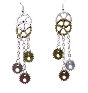 69606 - Steampuk earring with hanging gears