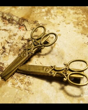 69806 - Steampunk scissors hair accessory
