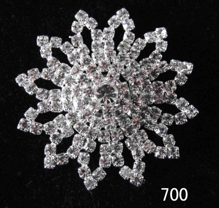 700 - Large Star Ring with Rhinestones - Silver - Image 2