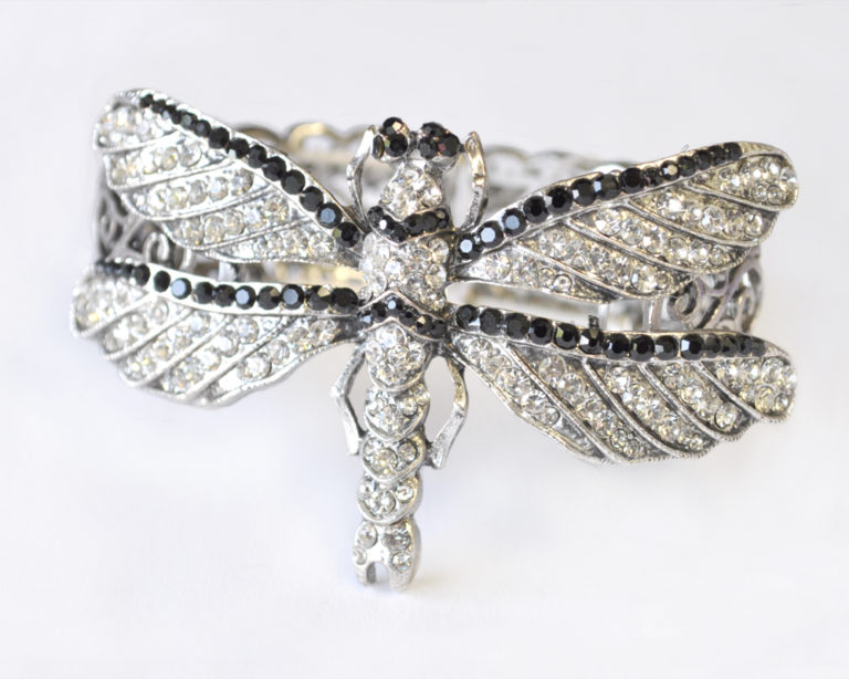 81525 - Burnished Silver Rhinestone Dragonfly Bracelet - Image 2