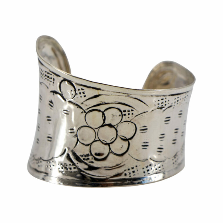 8398 - Open Cuff Engraved - Image 4