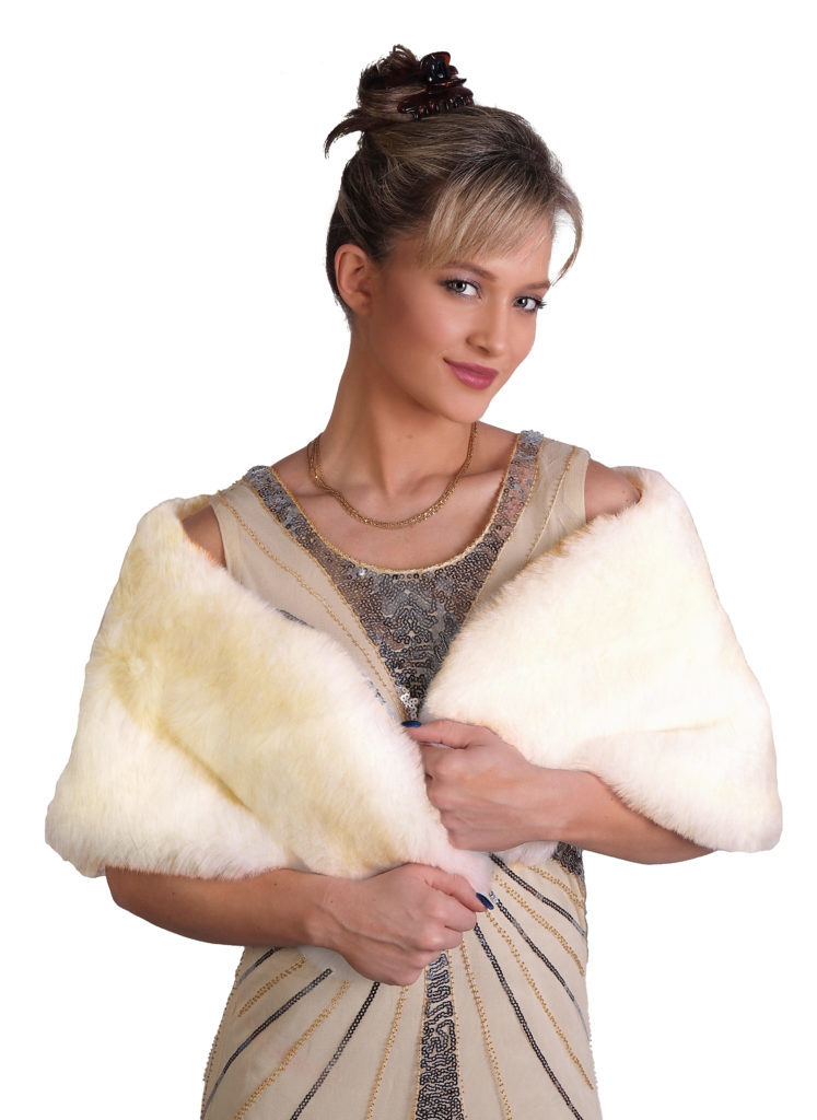 8909 - Flapper faux fur cape - Image 3