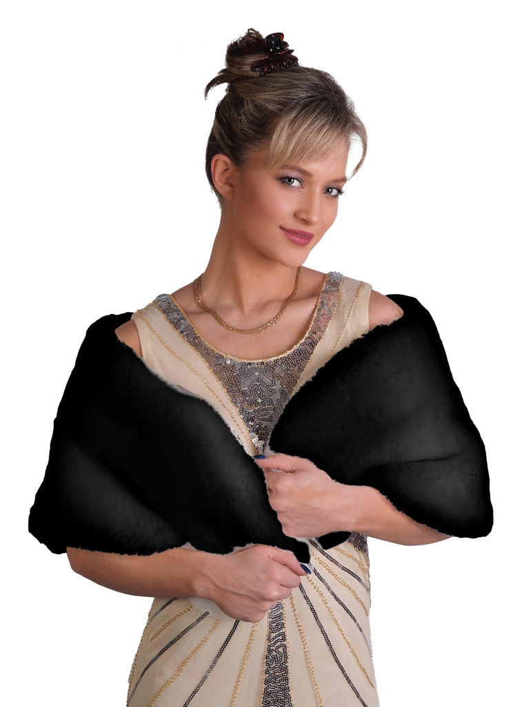 8909 - Flapper faux fur cape - Image 4