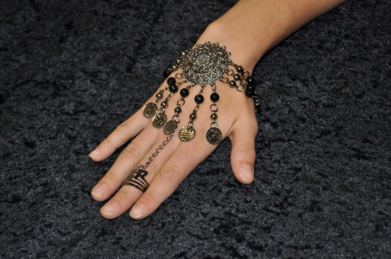 968 - Slave Bracelet - Coins & Beads - Image 3