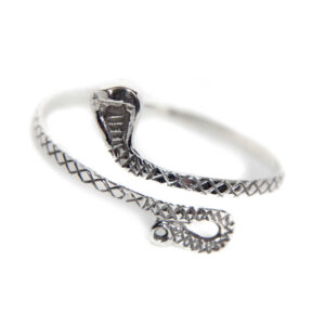 974 - Snake Armband