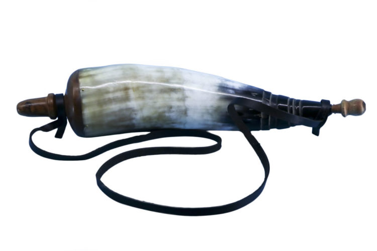HN101 - Powder Horn..size: 11".. - Image 2