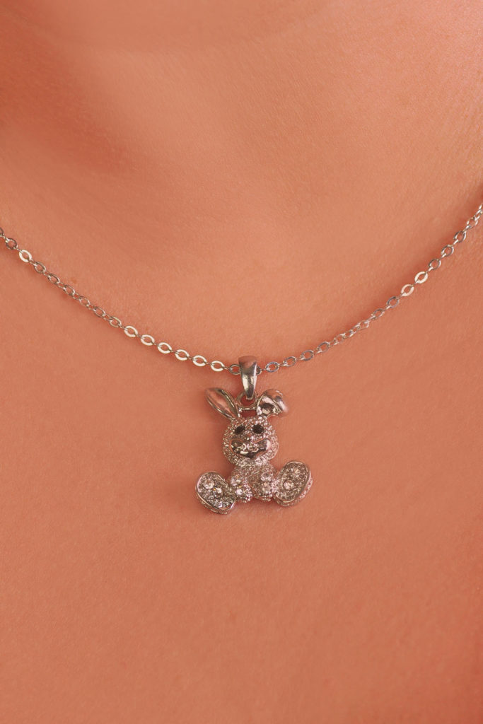 LC323 - Necklace Rabbit - Silver - Image 2