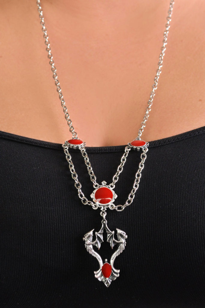 LC482 - Chain necklace with swags.  Red accents and two dragons - Image 3