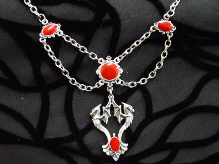 LC482 - Chain necklace with swags.  Red accents and two dragons - Image 4