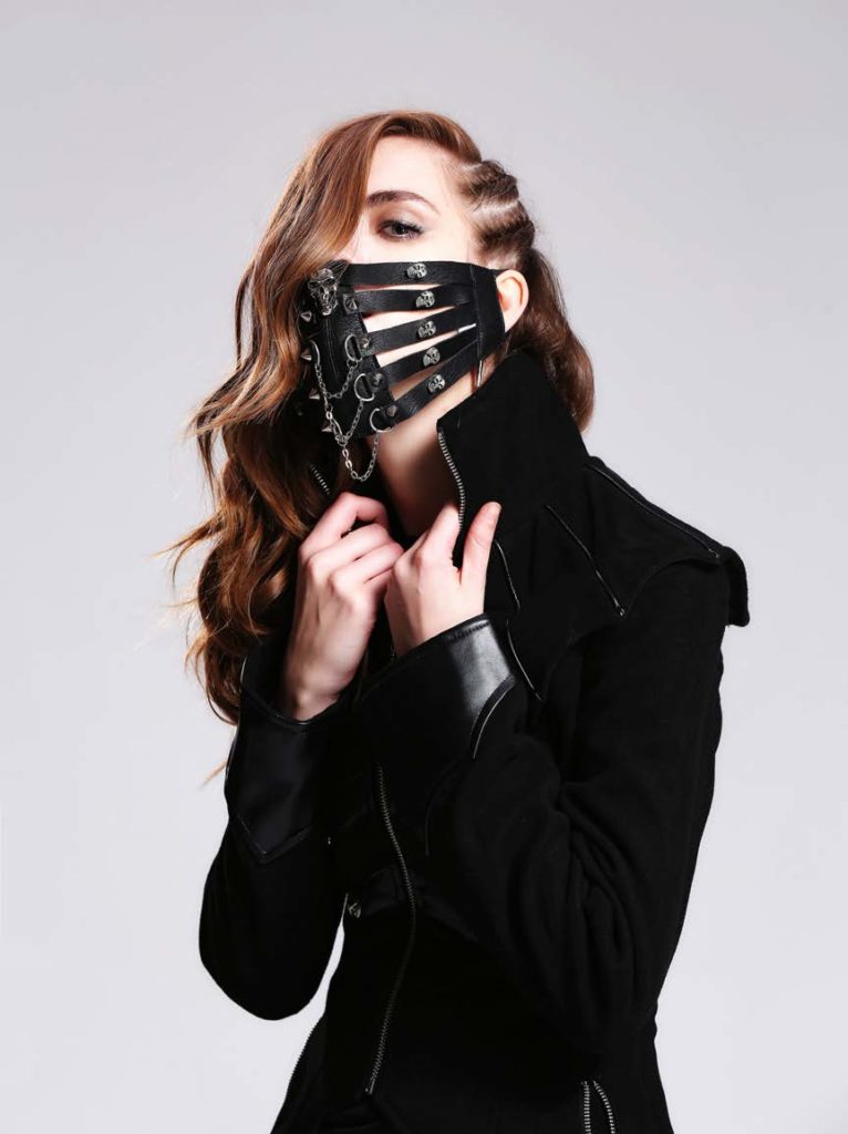 MK5 - Face Mask with Chains and Skulls - Image 2