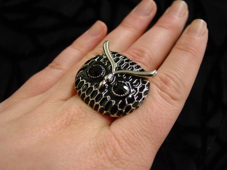 R987 - Owl Stretch Ring - Image 2