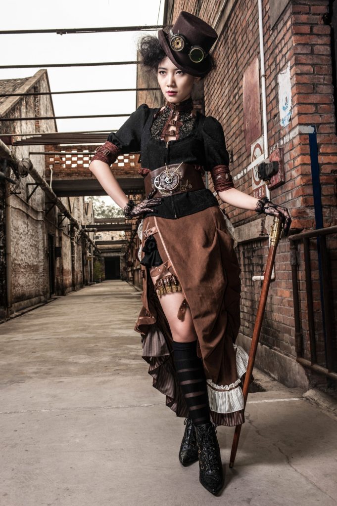SP083 - Long Skirt with Open Slit - Image 3