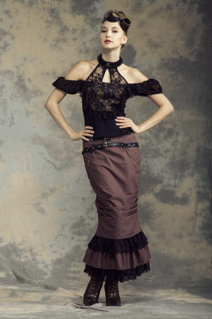 SP145 - Long Steampunk Skirt with Belt and Chains - Image 4