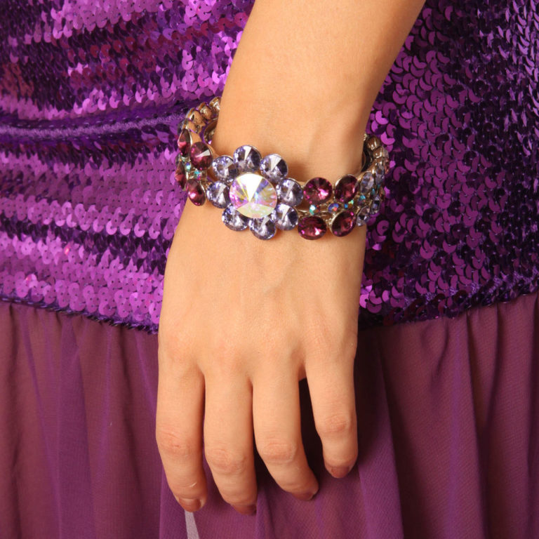 40325 - Royalty Flower Rhinestone Bangle -Purple/Silver - Image 2