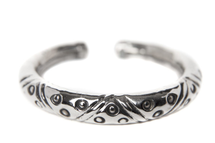 1944-B - Cuff Tribal