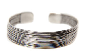 1944-D - Cuff Tribal