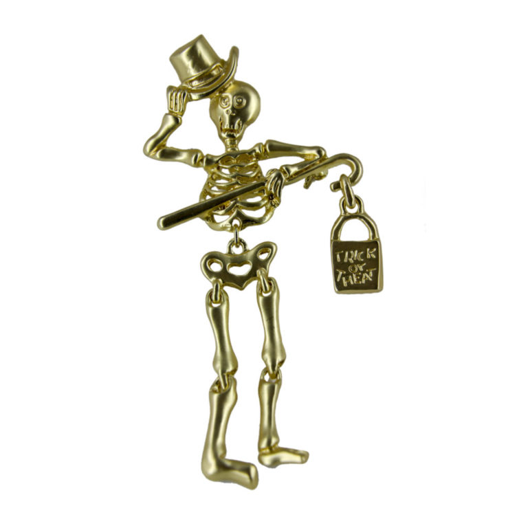 P896 - Brooch Skull