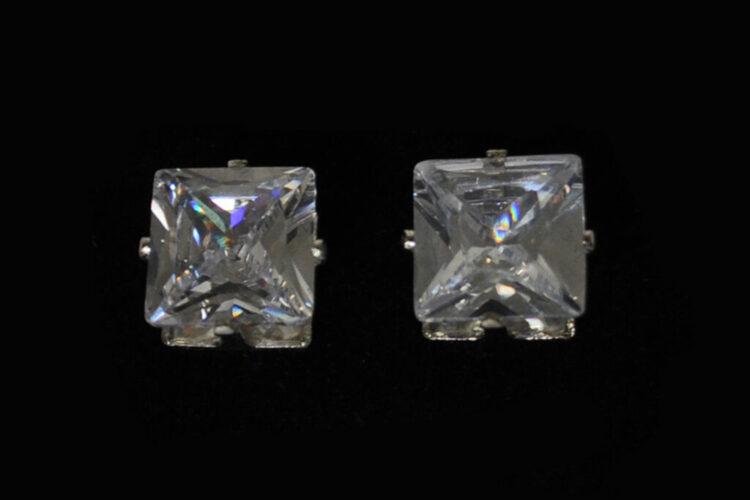 20380 - SQ CZ Stud - acrylic boxed (10mm /3.50 CT)