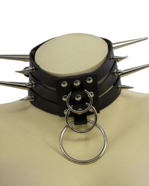 NK3002 - 3 Ring Choker with Spikes
