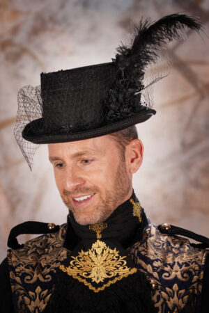 AS82 - Victorian Top Hat
