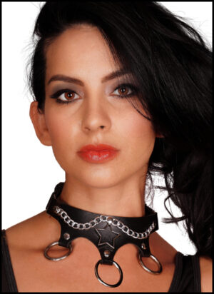 BZ132 - PU choker - ring charms