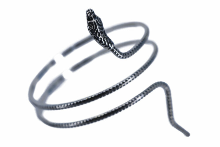 1237 - Spiral Snake Armband, Silver - Image 2