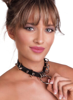 BZ114 - Spike choker w/multiple rings