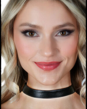 BZ115 - Plain choker w/ Buckle