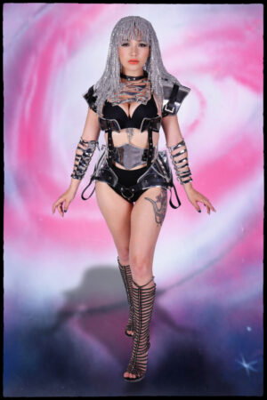 7925 - Silver Armor Suit