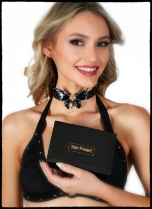 BZ01 - Butterfly with diamond choker