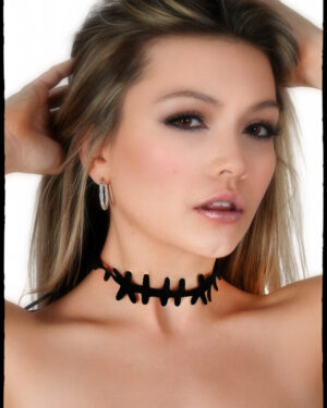 68674 - Black Thorn choker