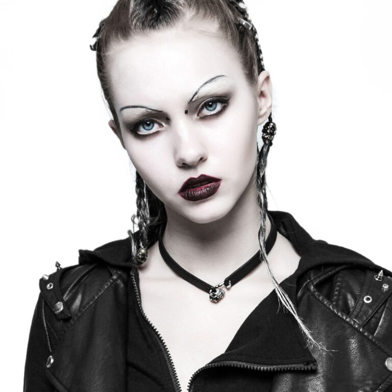 S228 - Punk Skull Necklace Choker and/or Bracelet - Image 3
