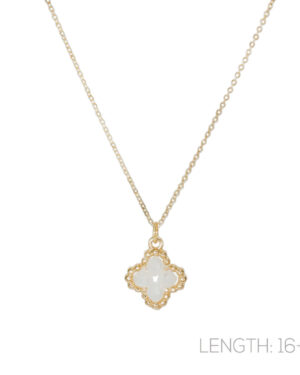 18607 - g glass bead clover necklace